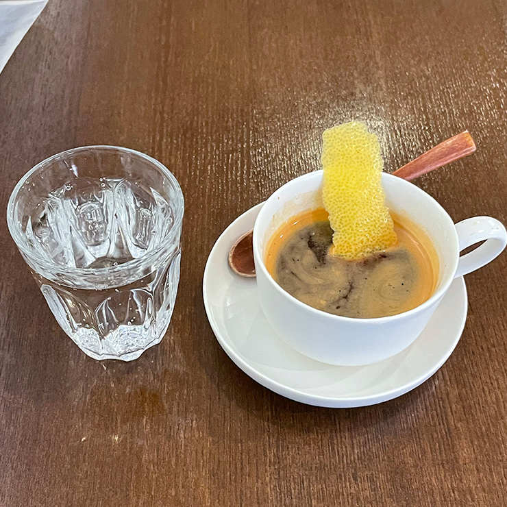 퀜치커피(@quench_coffee_nulimlee)