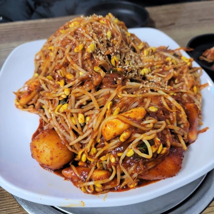 24시뼈다귀감자탕