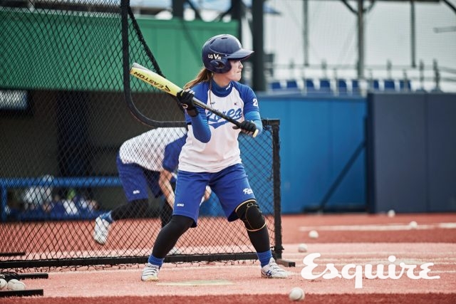 26 박지영 / 내야수, 1987년생“못 잡는 공을 다이빙해서 잡고 1루로 던져 타자를 아웃시켰을 때가 제일 짜릿해요 .보여주고 싶은 경기는 끝내기! 야구하면서 끝내기 한 번은 해봐야죠.”