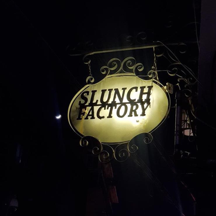 @slunch_factory