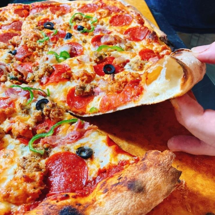 @sarahspizzapub