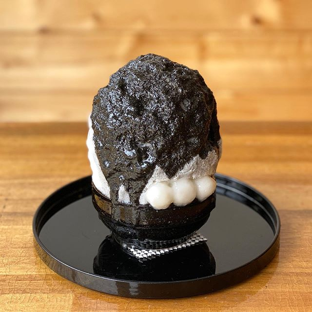 부빙 '흑임자 빙수'