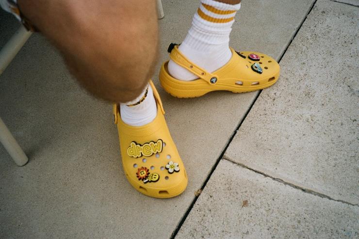 crocs_thumb