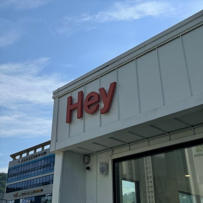 @hey_cafe_