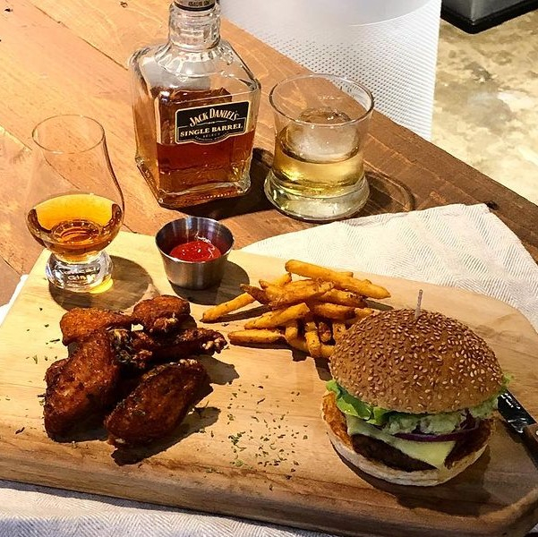 @lokalz_burger_bar