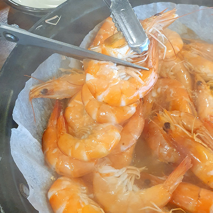 창우수산 활새우직판장