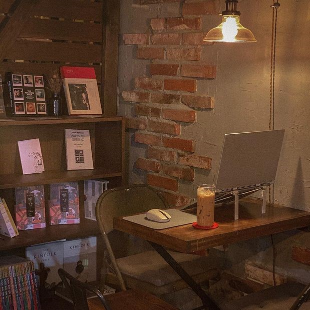@charles.coffee.co