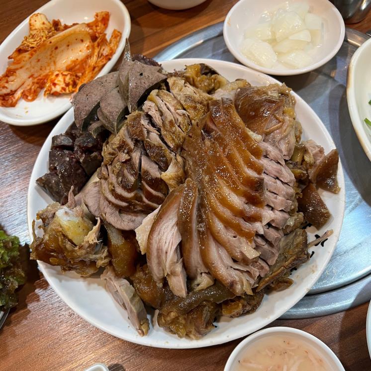 보들이족발