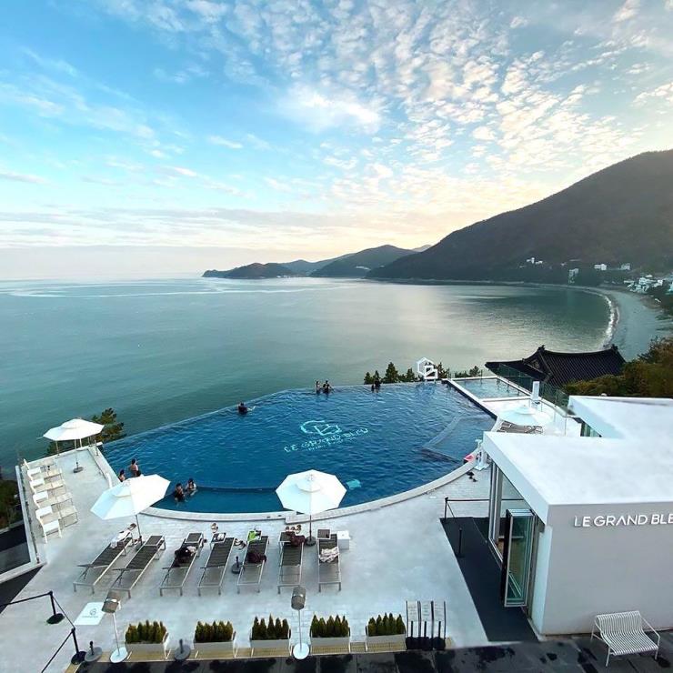 @legrandbleuresort