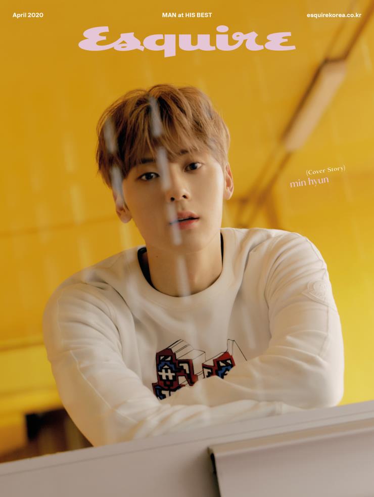 <에스콰이어> 4월호 표지모델 민현