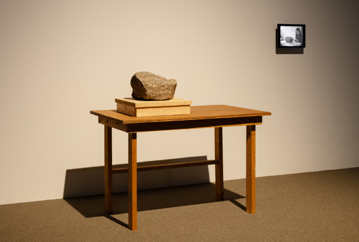 김범, ‘정지용의 시를 배운 돌’, 2010.