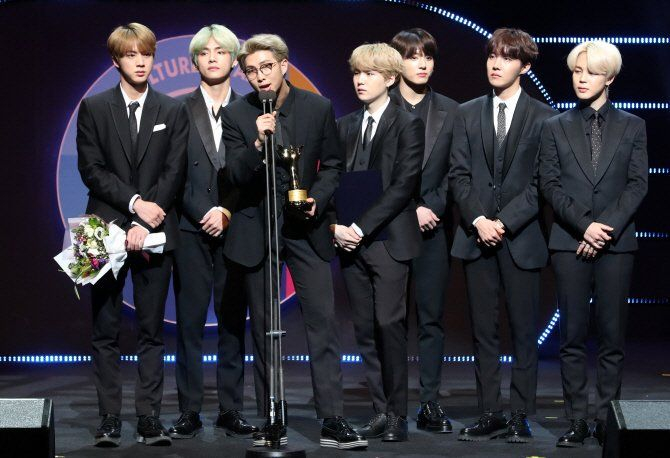 방탄소년단(BTS) 2021 BBMAs