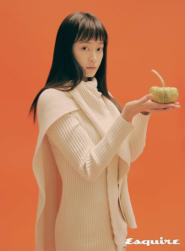 가디건, 숄 모두 코스.