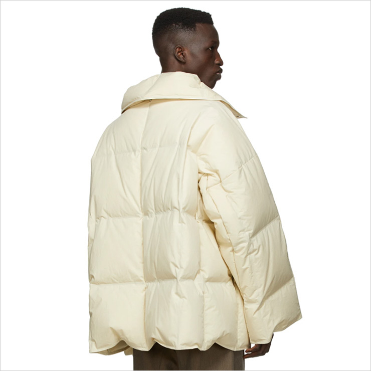 보테가베네타 오프화이트 다운 자켓, $2,555 USD