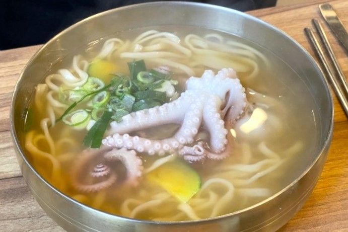 겨울 제철, 낙지 칼국수 맛집 4 